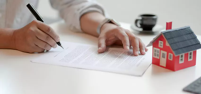 How We Calculate Your Sell House in Foreclosure Offer in West Hempstead, New York?