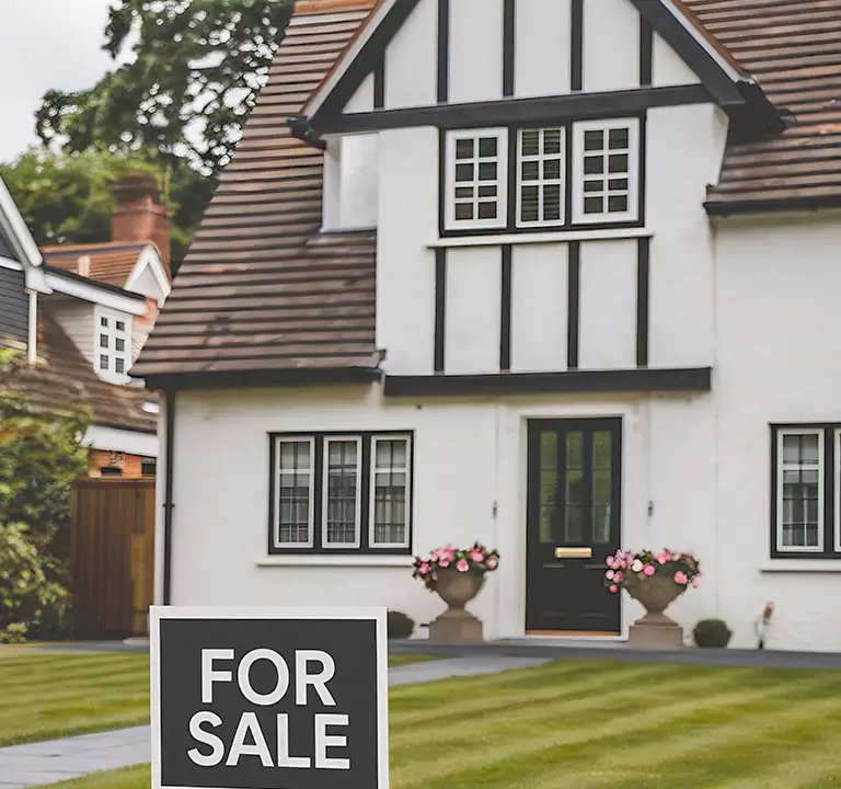 The Top-Rated Buyer to Sell House Off Market in West Hempstead, NY